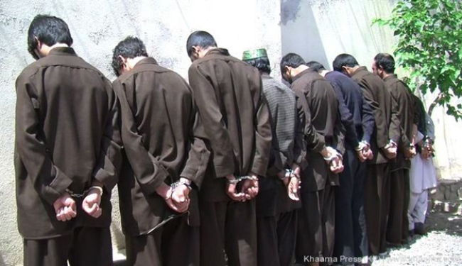 18 تن در پيوند به قاچاق موادمخدر به زندان محکوم شدند